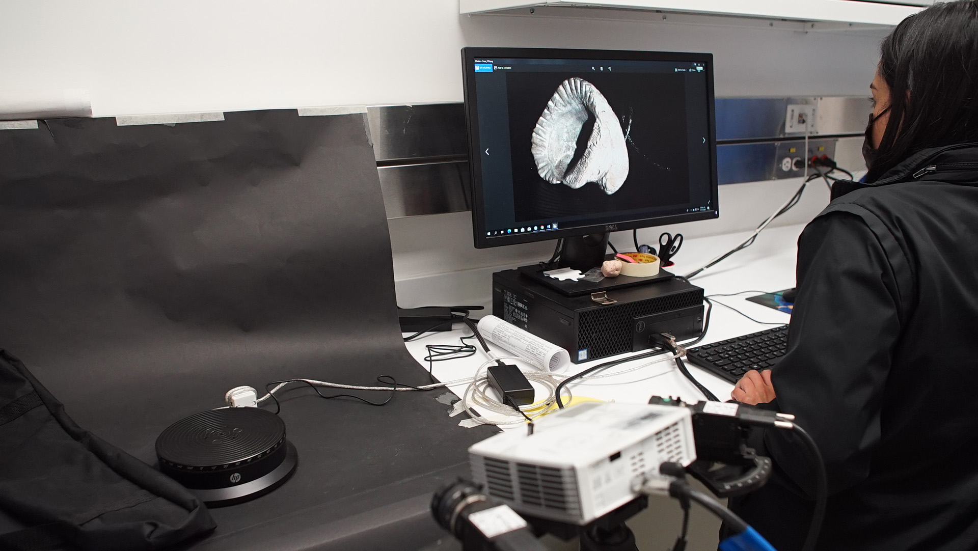 Visita a los laboratorios de la Universidad de los Andes