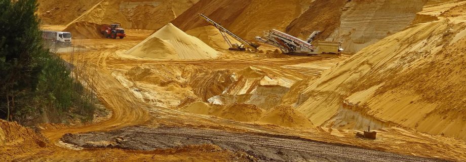 open-pit-mining-567722_1920